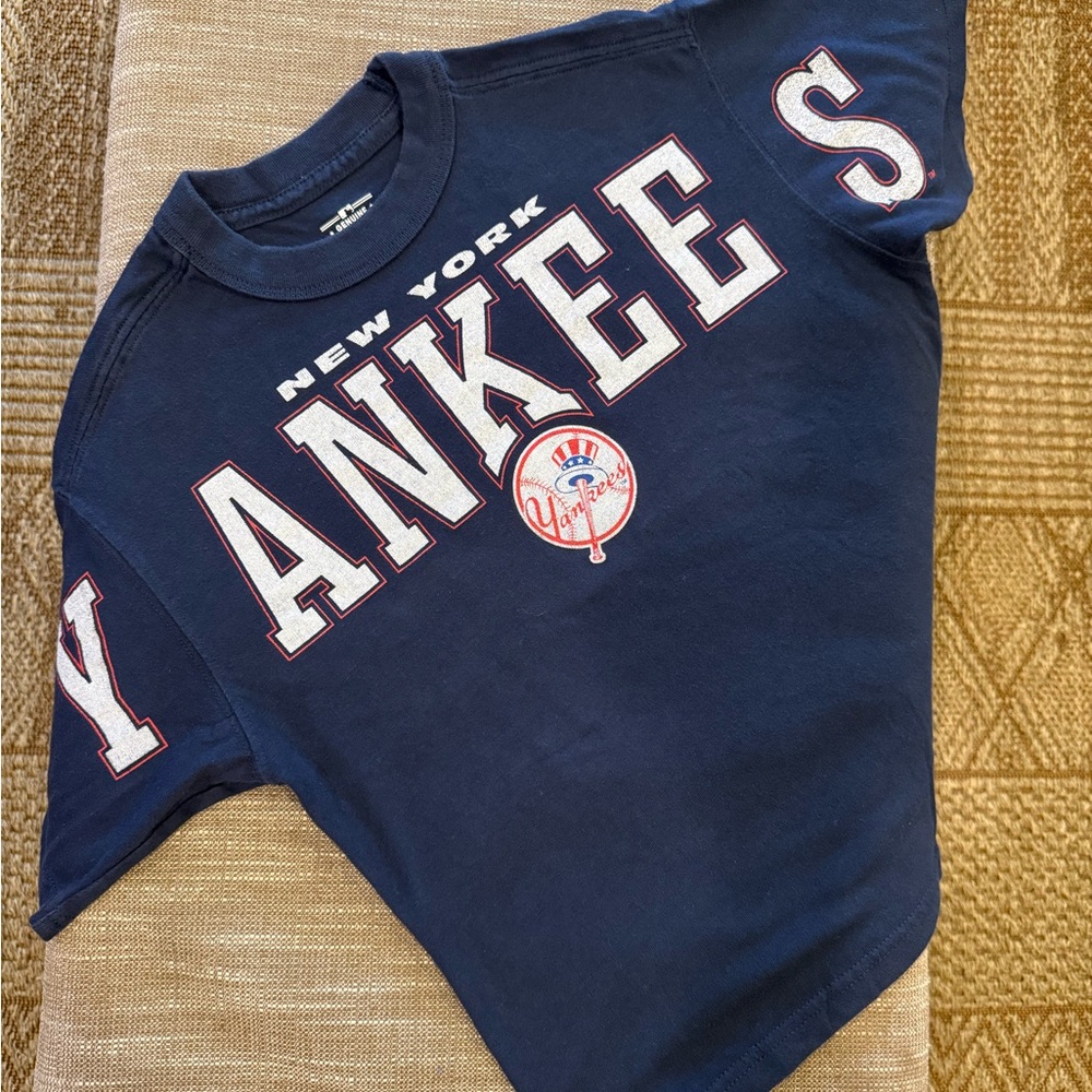Abercrombie & Fitch Navy Yankees Kids Tee